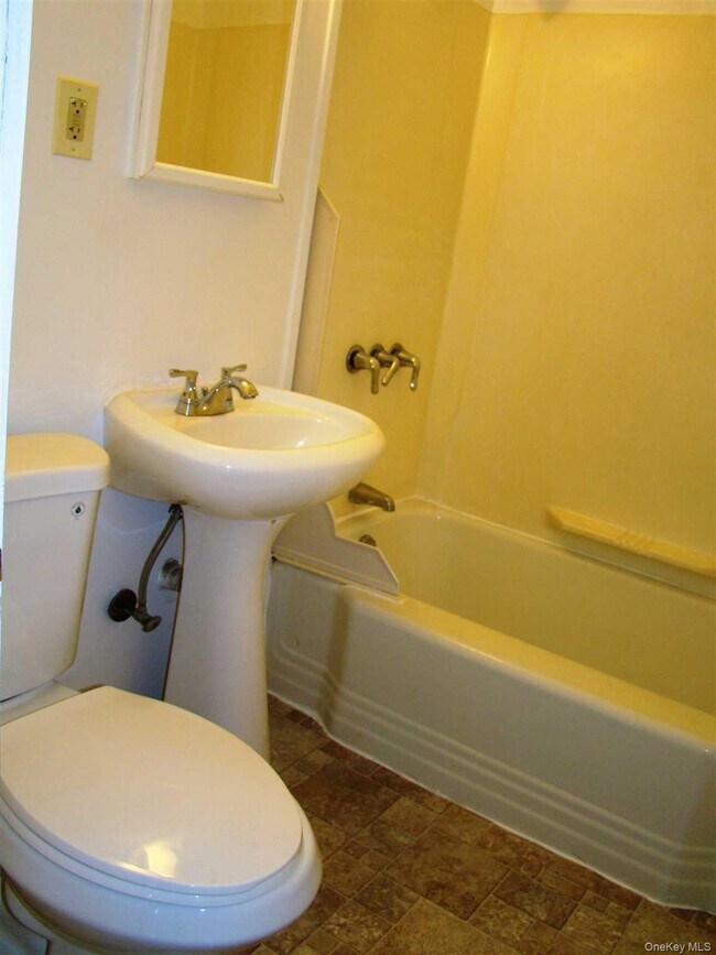 Building Photo - 28 Vernon Terrace