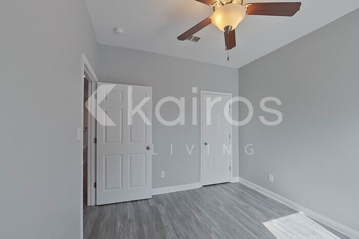 Building Photo - 10101 W 20th St