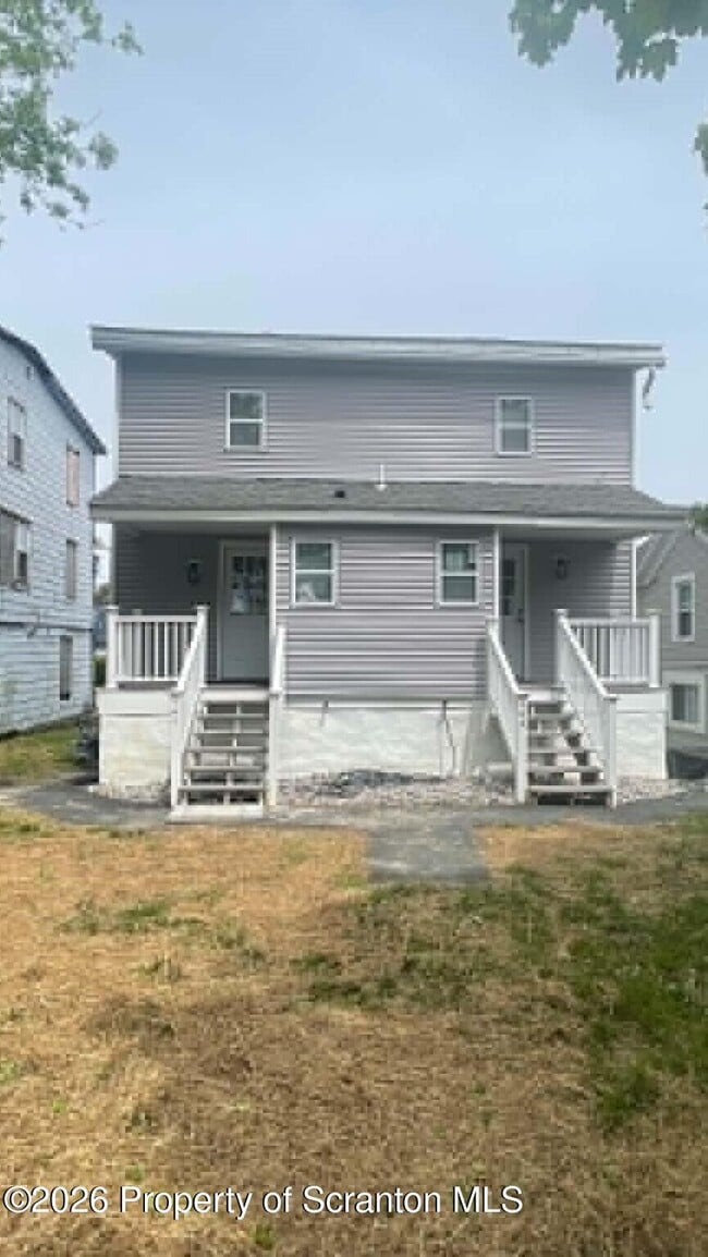 Building Photo - 139 Dundaff St