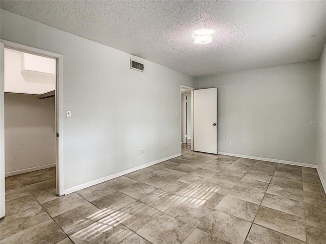 Building Photo - 1506 E Jefferson St