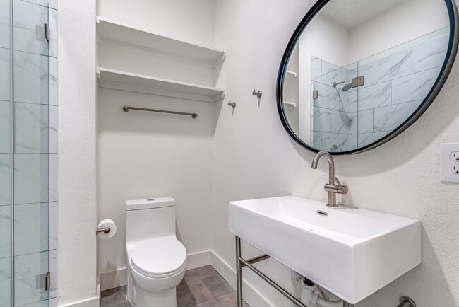 Building Photo - 210-M (ERL)