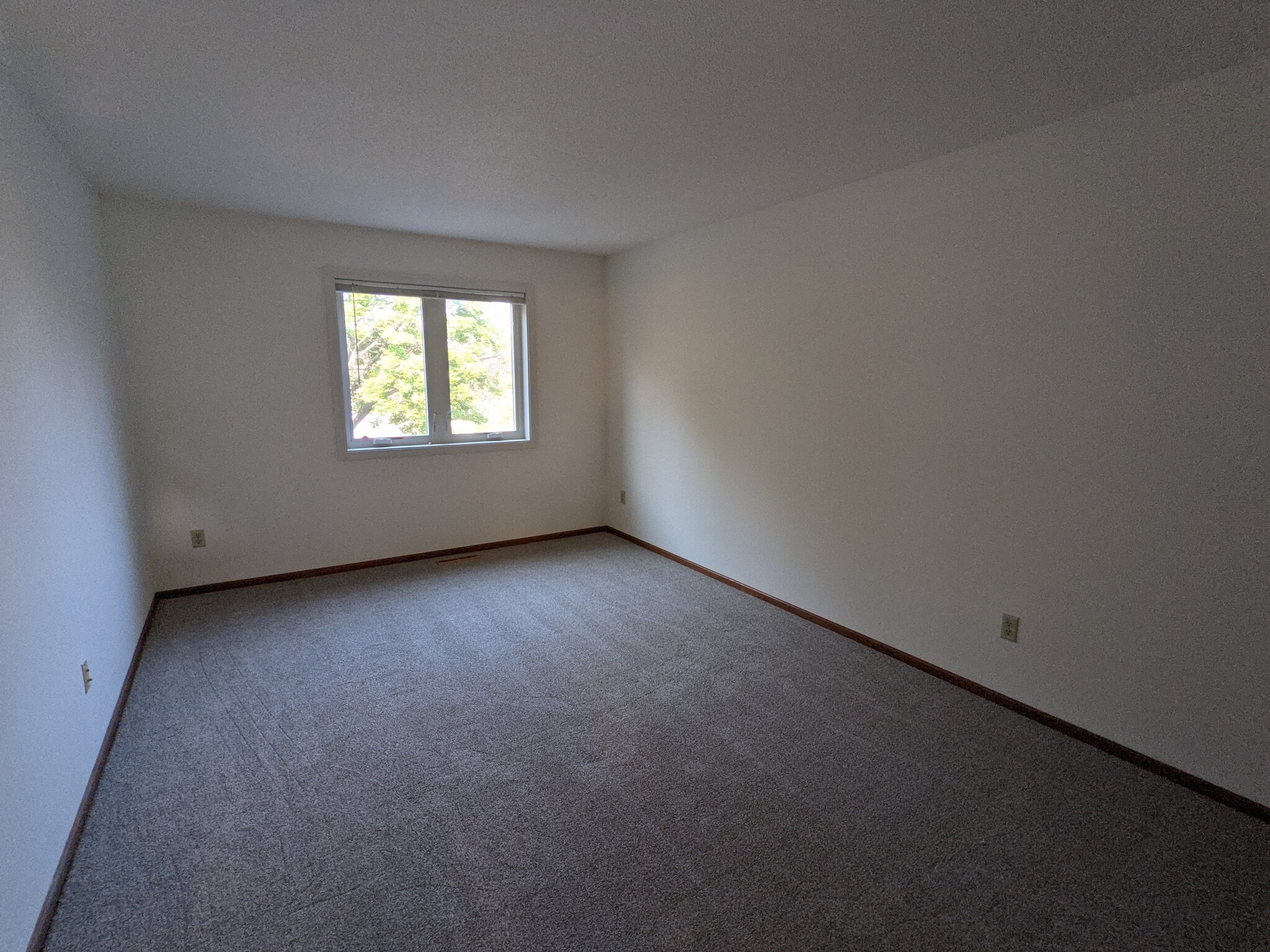 Building Photo - 248 6th Street Northeast