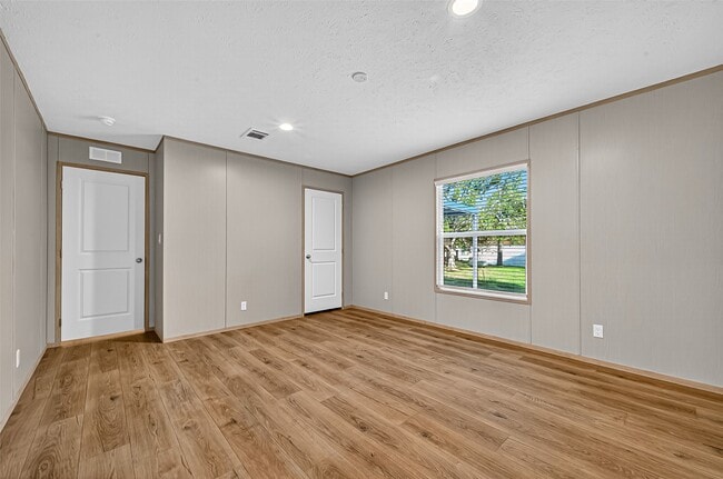 Building Photo - 1115 1 Oak Chase Rd