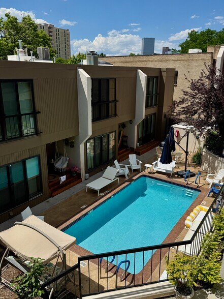 View of pool and grilling area in courtyard! - 960 N Pennsylvania St