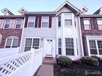 Building Photo - 207 Darwin Ln