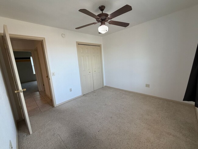 Building Photo - Beautiful Home Close to Holloman AFB