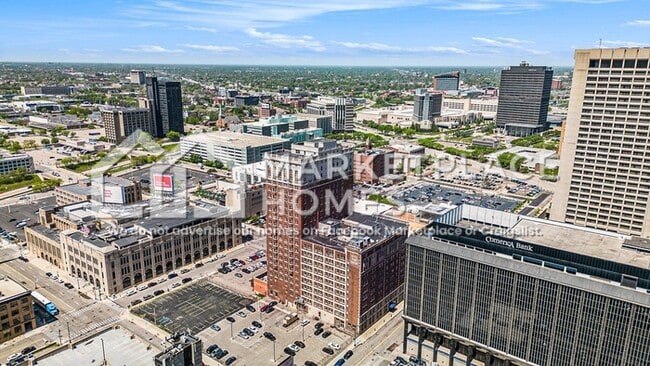 Building Photo - 525 W Lafayette Blvd