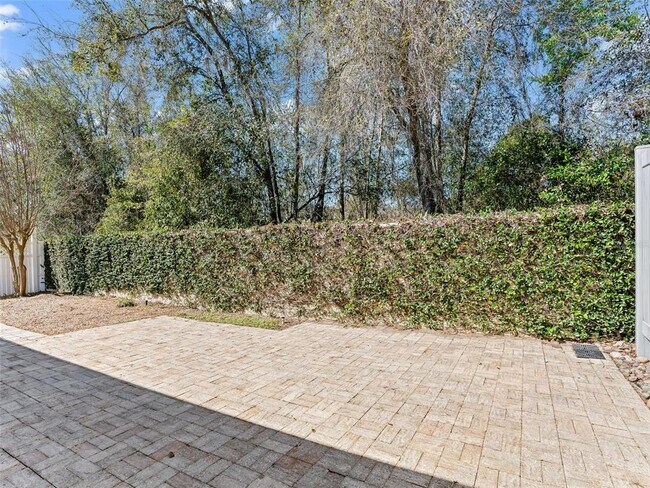 Building Photo - 3836 SW 33rd Terrace