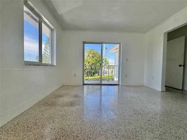 Building Photo - 250 Beacom Blvd
