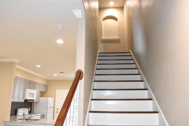 Building Photo - 4746 3rd St