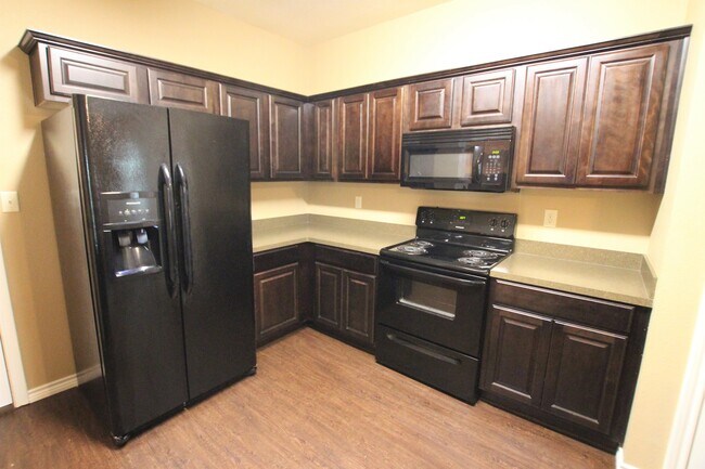 Building Photo - 19401 King Ranch Dr