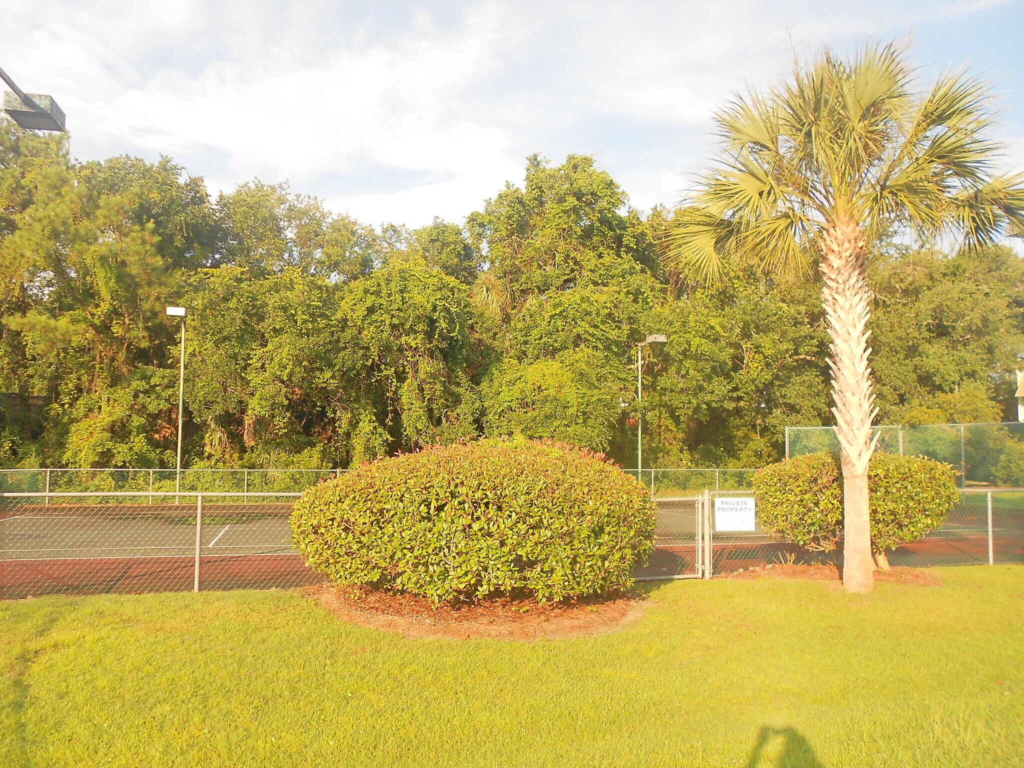 All-Inclusive Furnished 1 Bedroom 1 Bath with Office Center in Bay Club- 2 miles Sullivan's Island - 1481 Center St Ext