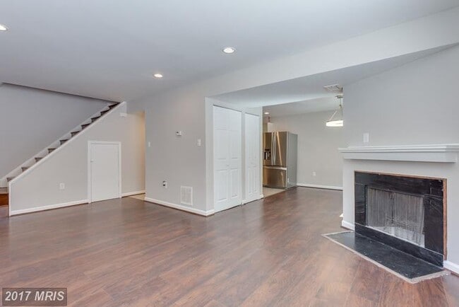 Building Photo - 5735 Nordeen Oak Ct