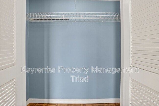 Building Photo - 1101 N Elm St
