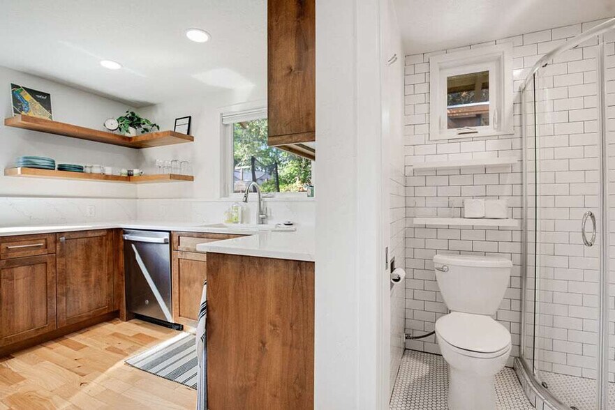 Building Photo - 820 N 25th St