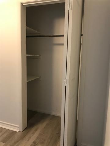 Building Photo - 836 Dent St