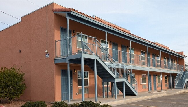 Building Photo - 6968 Alameda Ave