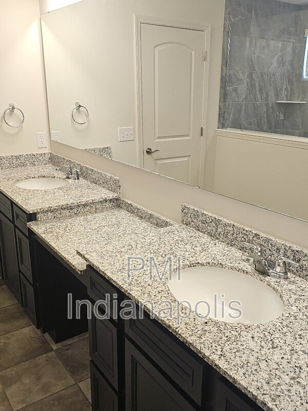 Building Photo - 15364 Staffordshire Wy