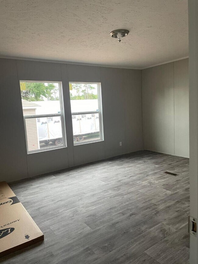 Building Photo - 307 Marcus Ln