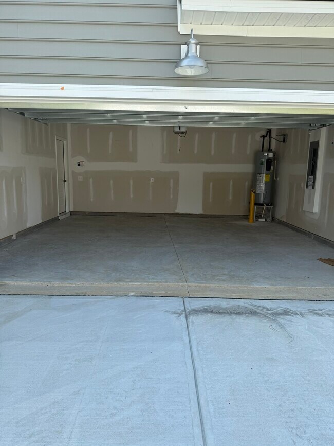 Building Photo - 119 Barefoot Dr