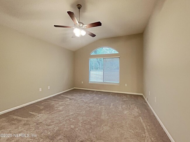 Building Photo - 6075 Scenic Meadow Ln