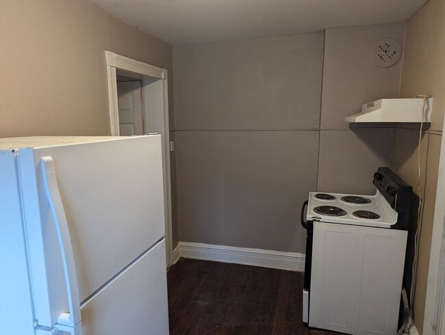 Building Photo - 1620-1622 High Street