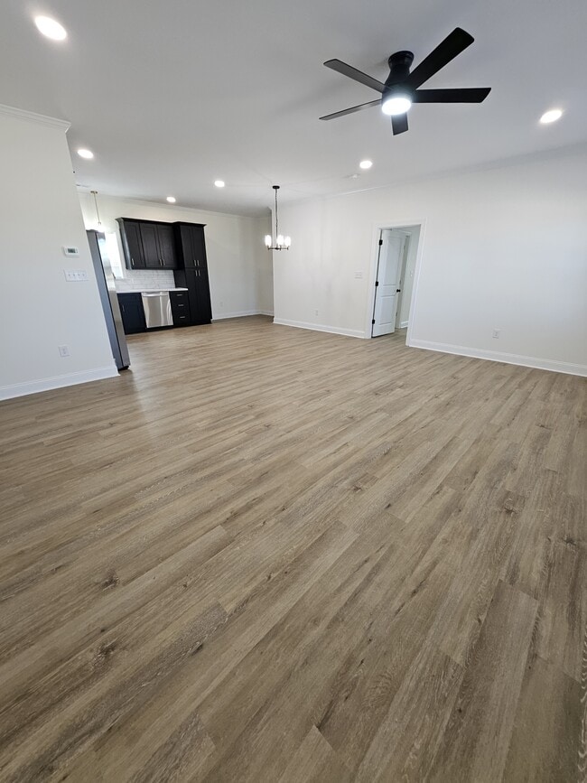 Building Photo - 1033 Oberry Rd