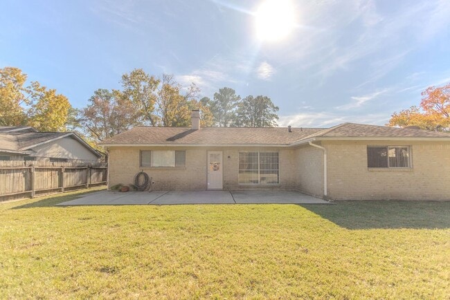 Building Photo - 9806 Cane Creek Dr