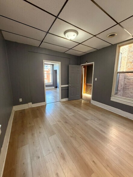 Building Photo - 66 Ingalls Ave
