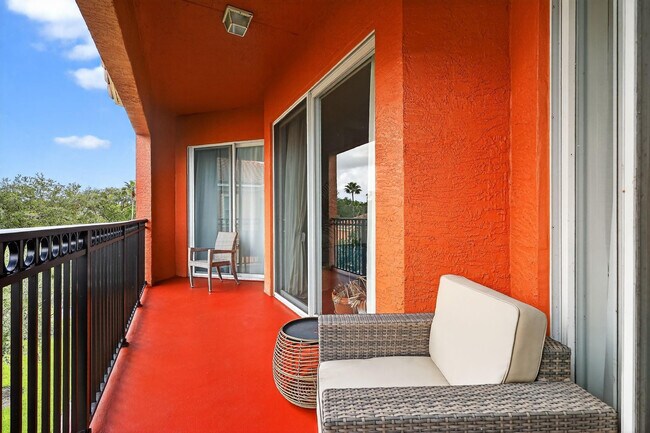 Building Photo - 4700 SW 160th Ave