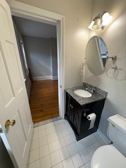Building Photo - 54 E Springfield St