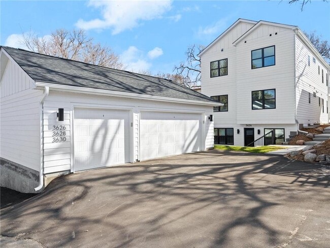 Building Photo - 3630 Colfax Ave S