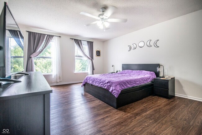 Building Photo - 9462 W Stargazer Dr