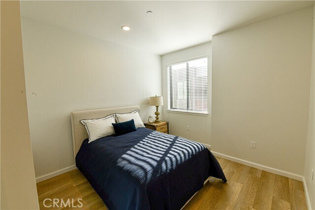 Building Photo - 15820 S Vermont Ave