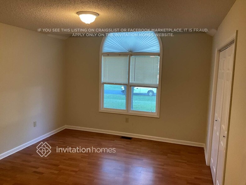 Building Photo - 225 Bonaventure Dr