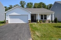 Building Photo - 335 Horse Path Dr