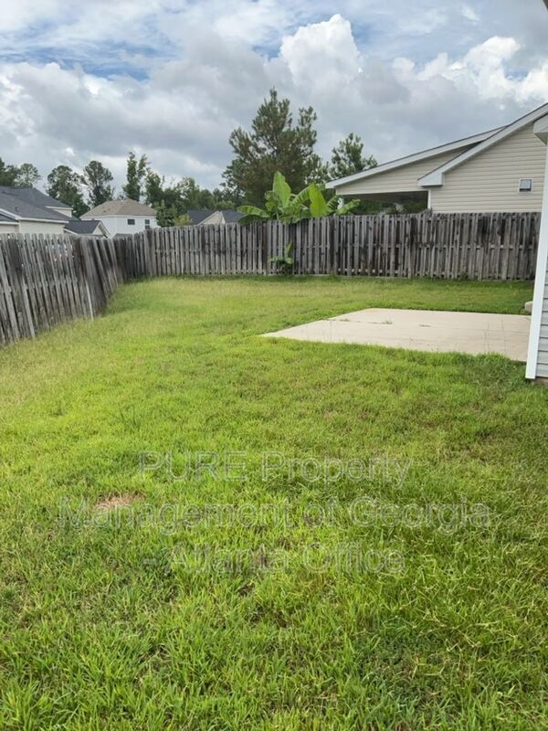 Building Photo - 1650 Tralee Ct