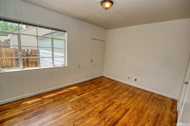 Building Photo - 255 G St