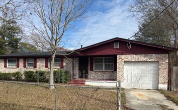 Building Photo - 7471 John F Kennedy Dr W