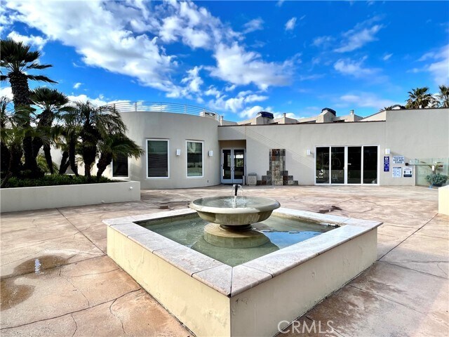 Building Photo - 7301 Vista Del Mar Vis
