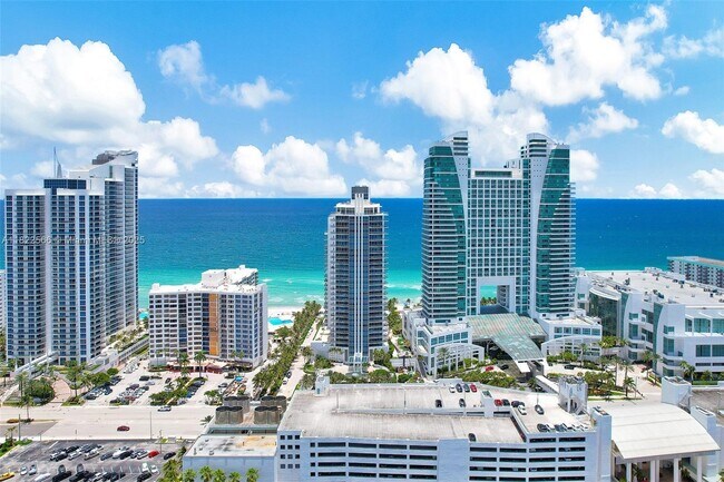 Building Photo - 3535 S Ocean Dr