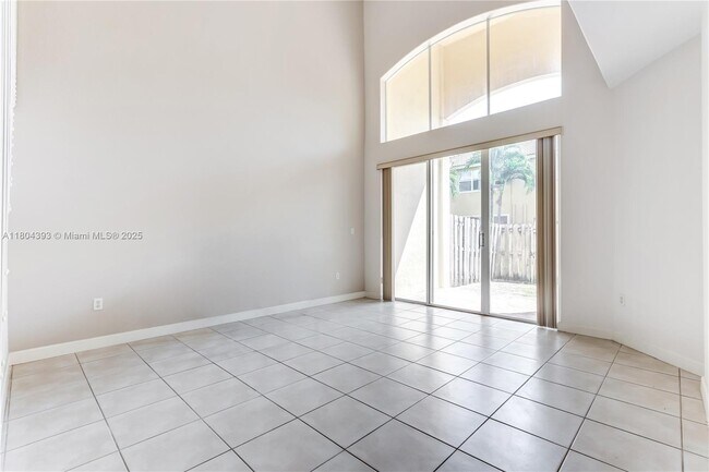 Building Photo - 5549 NW 113th Ct