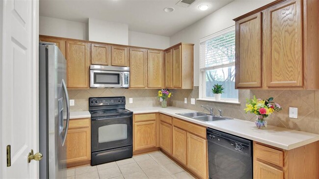 Building Photo - 73 Verde Ranch Loop