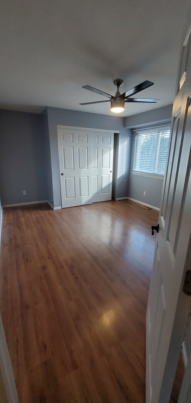 Building Photo - 19083 E Oak Creek Way