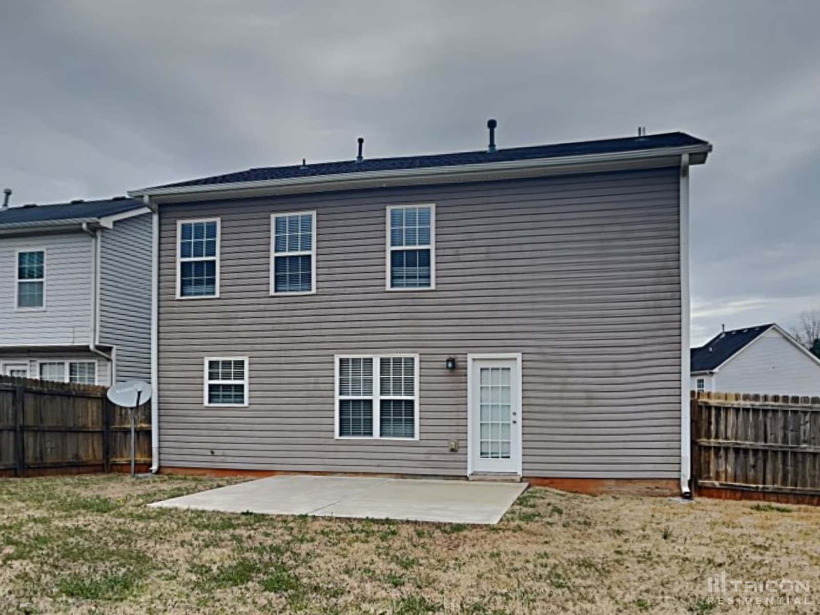 Building Photo - 6195 Flagstaf Walk