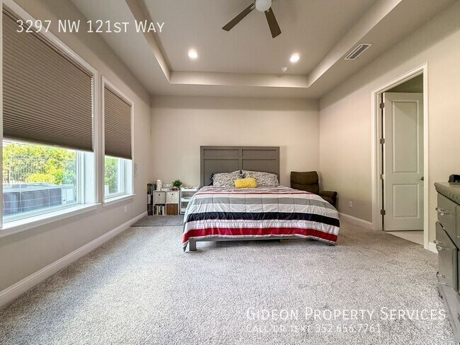 Building Photo - 3297 NW 121st Way
