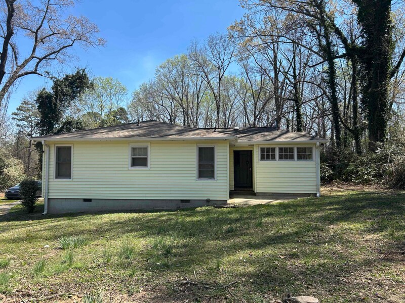 Building Photo - 2645 Fairburn Rd SW