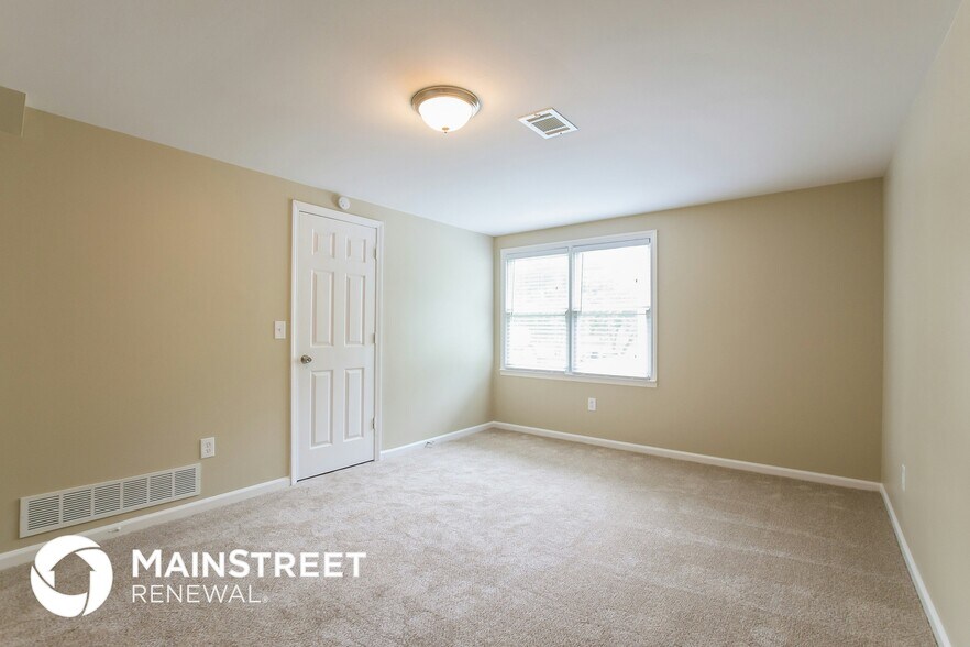 Building Photo - 633 Stone Harbor Pkwy SW