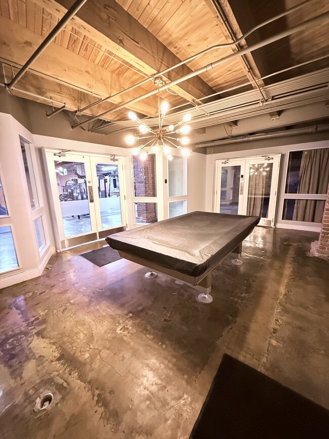 Building Photo - 509 Delaware St