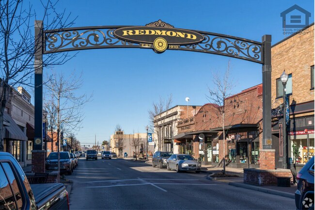 Building Photo - 2Bed/2.5Bath 2-Story Luxury Condo in Redmond, OR! -- BRAND NEW! NEVER LIVED IN!